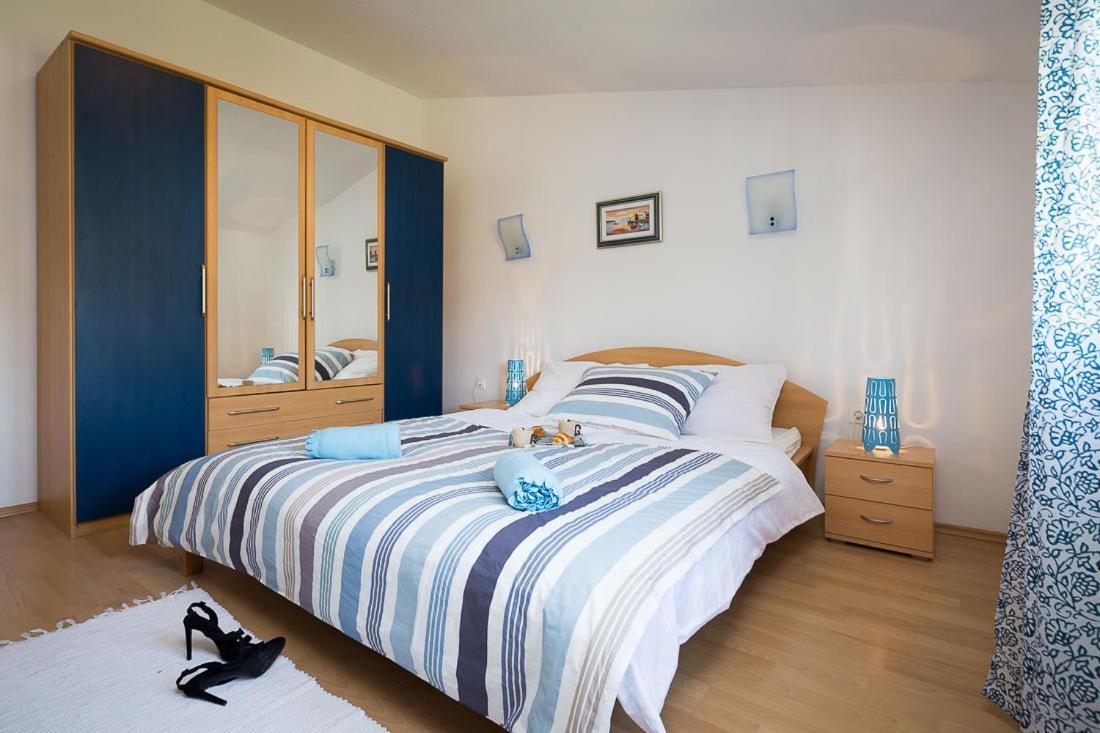 Apartments Beata مارينا الغرفة الصورة